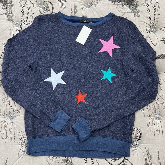 🎁 WILDFOX Star Scatter Knit Sweater - Picture 8 of 8